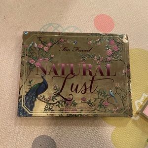 Too faced eyeshadow palette